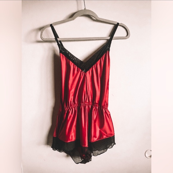 NWOT Sexy, Silky🌹Red Bebe Romper w/ Lace Detail - Picture 1 of 3
